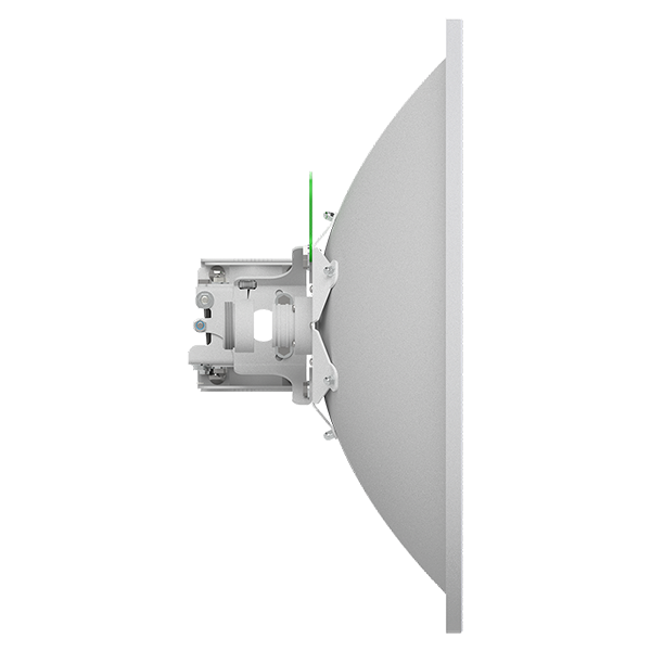 D600